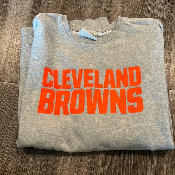 Fanatics Tops - Cleveland browns sweatshirt